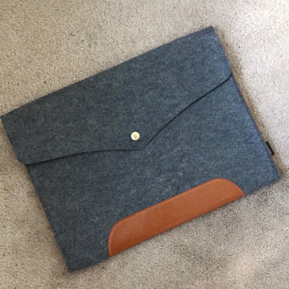 MacBook Pro 15” felt laptop sleeve